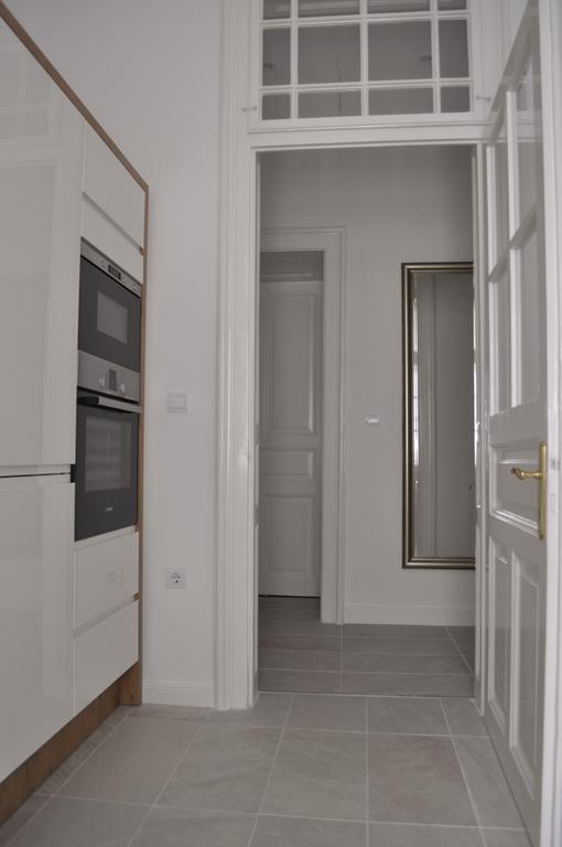 Business Appartements "Villa Muenz" Pula Exterior photo